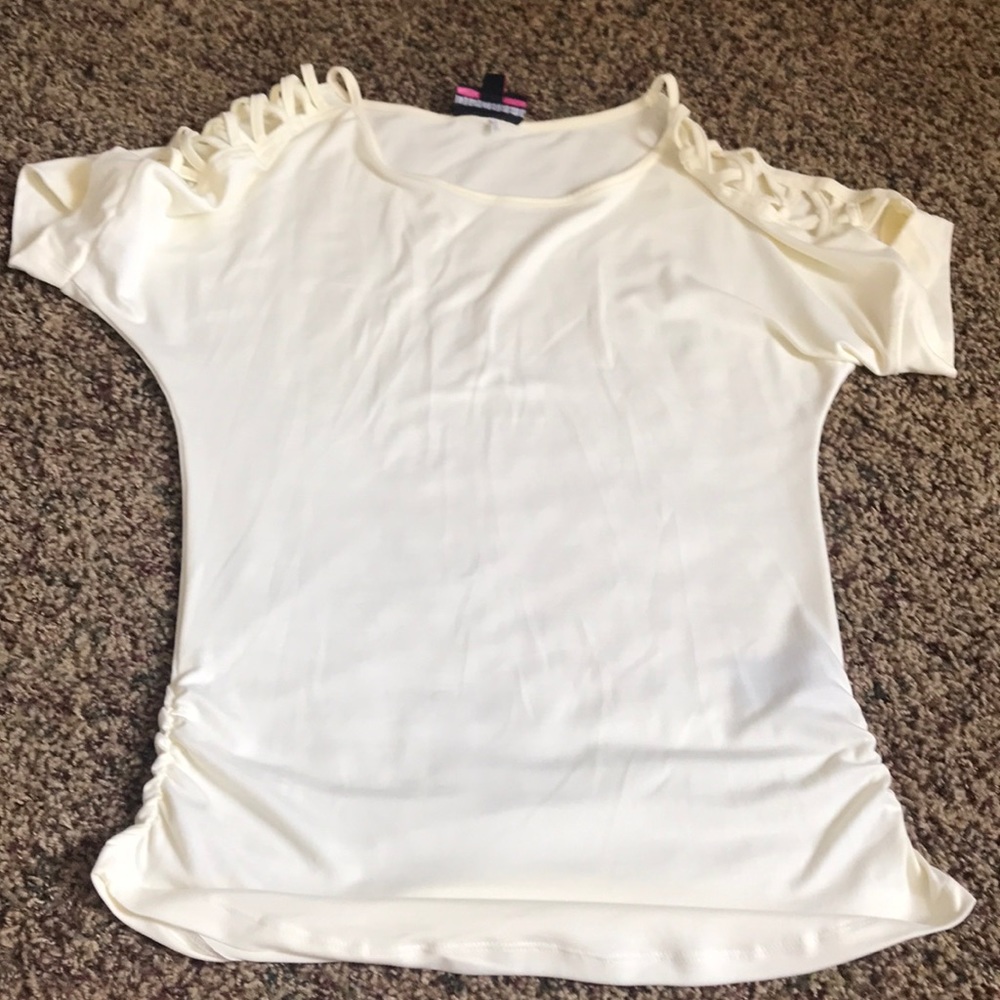 discreet shirt